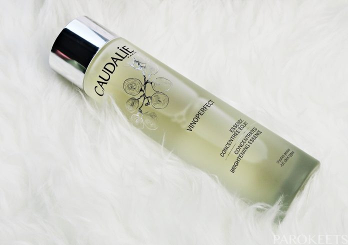 Caudalie VinoPerfect essence by Gabi Gejba Parokeets