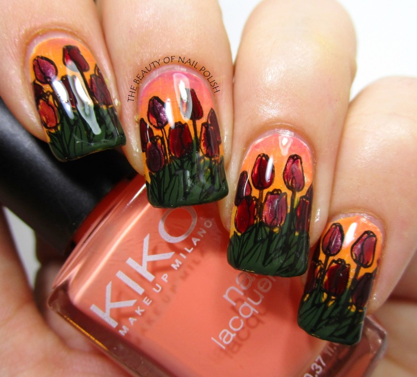 Tara - tulips manicure 4