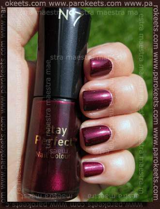 No 7 -Stay Perfect - Damson Dream sonce