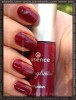 Essence Creamylicious Raspberry Smoothie shadow