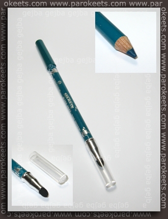 Essence: Secrets of the past – Meet You In Budapest eyeliner