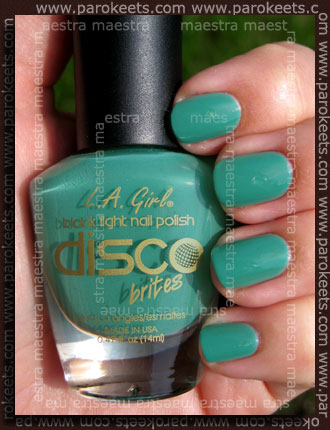 L.A. Girl - Disco Brites - Turntable Swatch: L.A. Girl - Disco Brites - Turntable