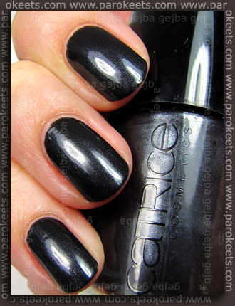 Catrice - Back To Black swatch