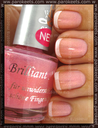 Rival de Loop - Touch Of Pink french manicure with Fauxnad - P32 Rival de Loop - Touch Of Pink french manicure with Fauxnad - P32