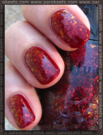 Essence Eclipse Thirsty + Nfu-Oh 59 Essence Eclipse Thirsty + Nfu-Oh 59 swatch