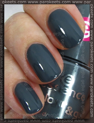 Essence (We Saw It First): Movie Star Essence (We Saw It First): Movie Star swatch
