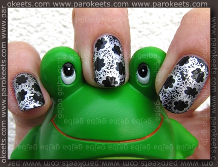 Konadicure: Catrice - Back To Black, China Glaze - Millennium, SciFi, Essence IP02