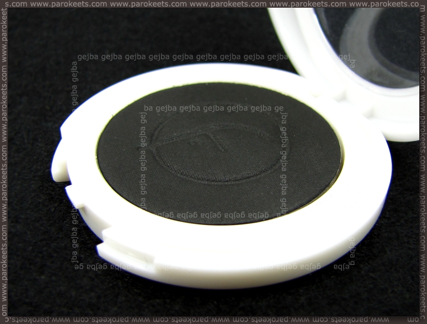 Flormar: Matte Mono Eye Shadow M11 packaging