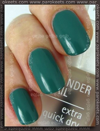 IsaDora Jaded + Matte Top Coat swatch by Parokeets