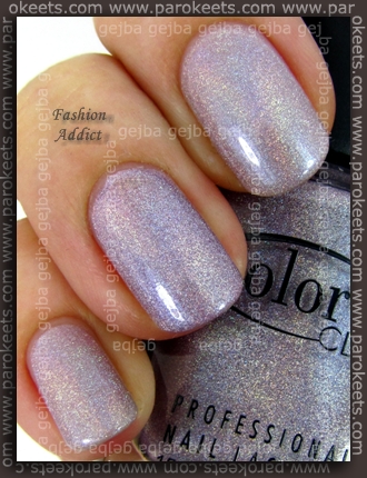 Comparison: Flormar 804 vs. Color Club Fashion Addict Comparison: Flormar 804 vs. Color Club Fashion Addict swatch