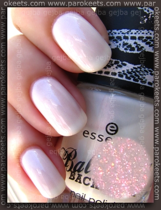 Essence Ballerina Backstage LE - Dance The Swan Lake Essence Ballerina Backstage LE - Dance The Swan Lake swatch