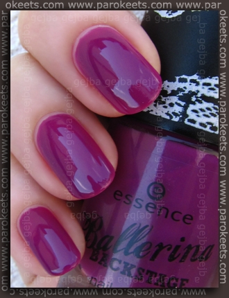 Essence Ballerina Backstage LE - Do A Floating Pirouette Essence Ballerina Backstage LE - Do A Floating Pirouette swatch