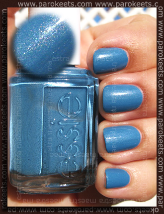 Essie - Coat Azure (2 coats) Essie - Coat Azure (2 coats)