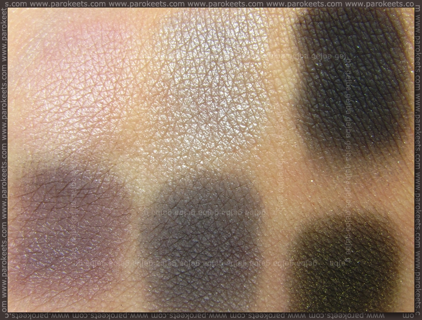 Essence Vampire's Love - Love At First Bite (eyeshadow palette) Essence Vampire's Love - Love At First Bite (eyeshadow palette)