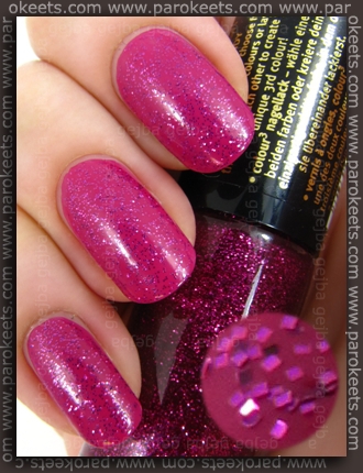 Essence Circus Circus TE - Cotton Candy nail polish Essence Circus Circus TE - Cotton Candy nail polish swatch