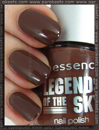 Essence Legends Of The Sky TE - I Am A Viator nail polish Essence Legends Of The Sky TE - I Am A Viator swatch