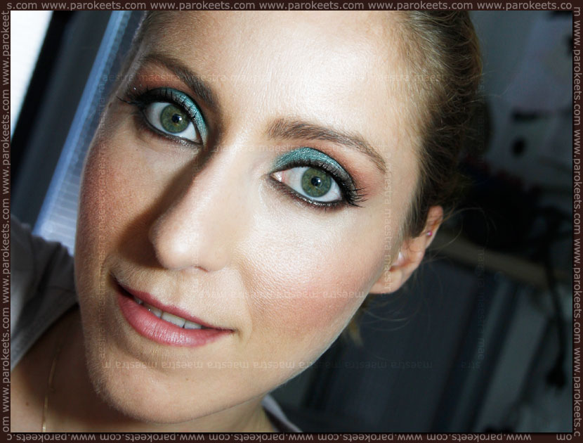 FOTD: Turquoise Smashbox Shades of Fame eye palette look by Maestra