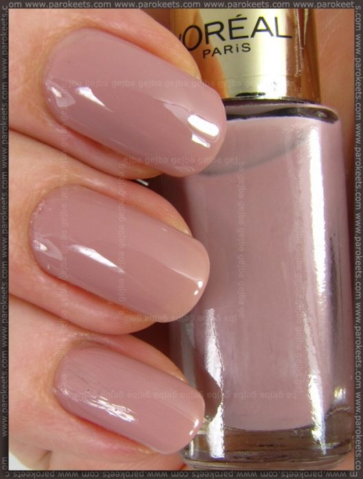 L’Oreal Color Riche Dating Coral and Rose Bagatelle nail polish swatches