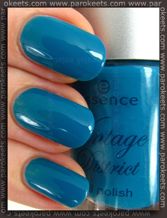 Essence Vintage District LE Shopping@Portobello Road nail polish