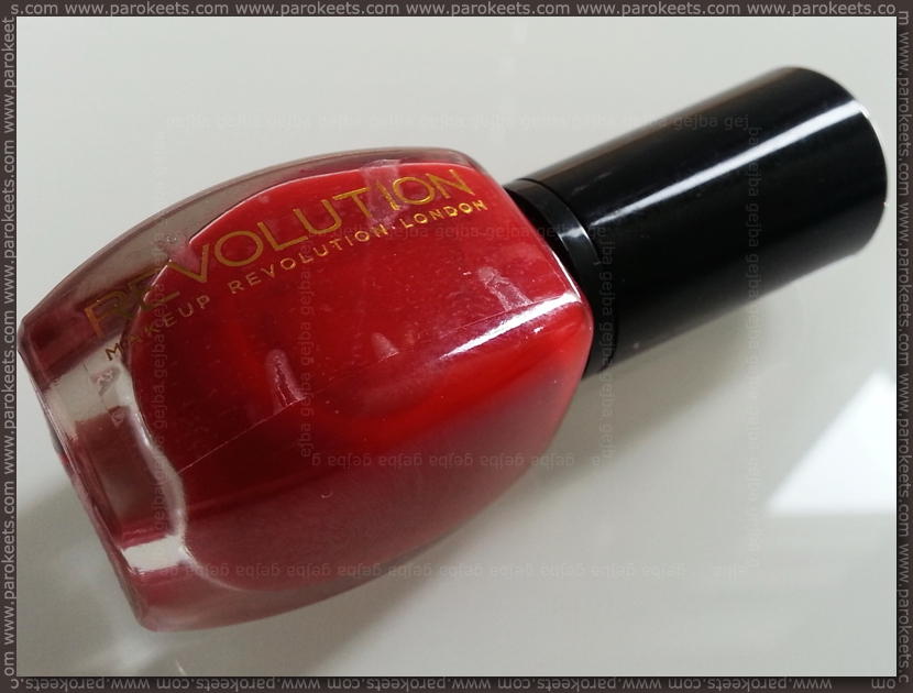 Makeup Revolution Find True Love nail polish bottle by Gejba
