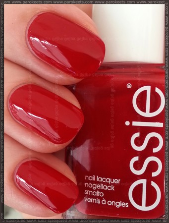 Essie Forever Yummy swatch