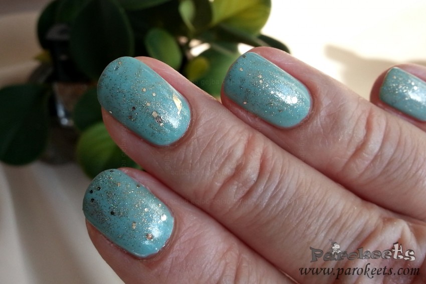 Alessandro Pastel Mint, Euphoria (Sunday Rose) swatch