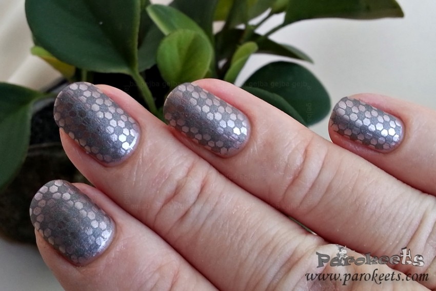 Catrice VISIONairy Mystic Moments in nail art z Greyhound to Nowhere