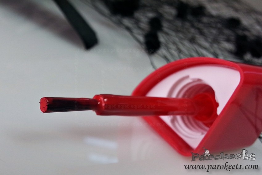 Bourjois La Lacque brush