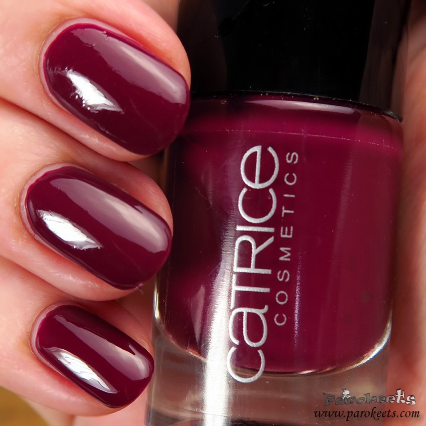 Catrice It's a Very Berry Bash nail polish