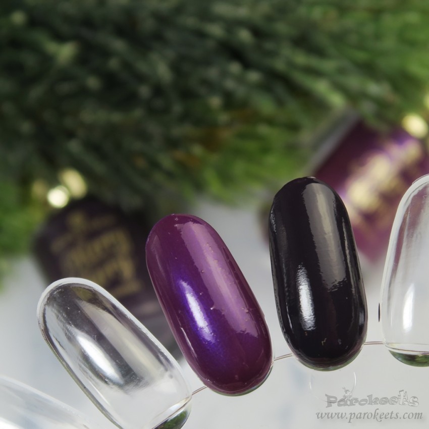 Essence Merry Berry nail polishes swatch