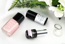 Obstojna poročna manikura iz domačega naslonjača Poročna manikura