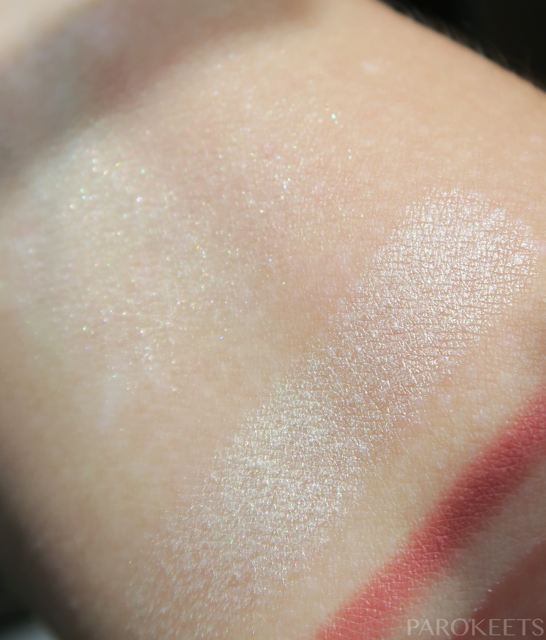Catrice Contourious Gentle Glow (osvetljevalec v stiku)