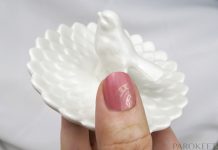 Rožnati oktober … tokrat za borke Manikura za Rožnati oktober - roza podlaga, zlati žarek upanja