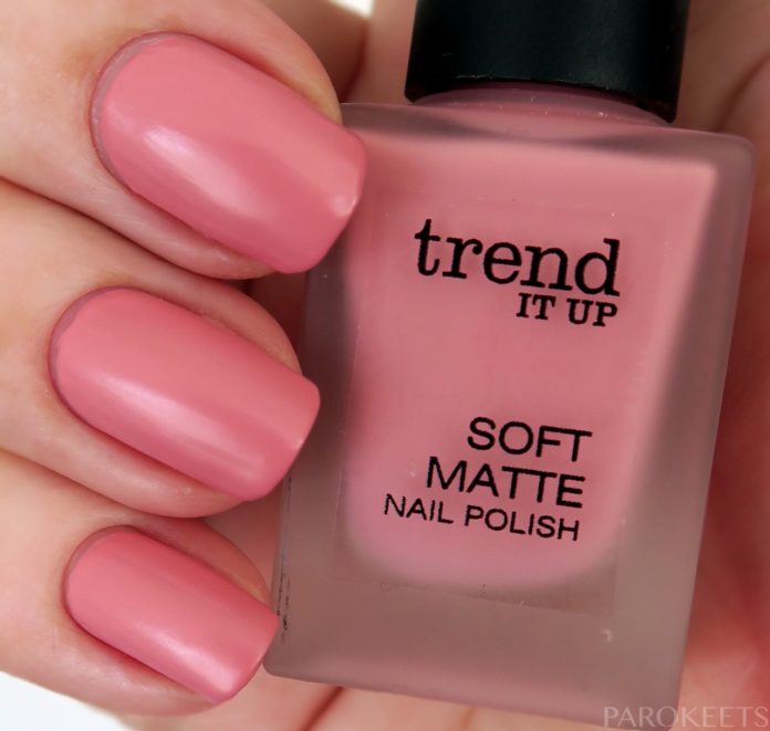 Trend It Up Soft Matte 010 pink nail polish