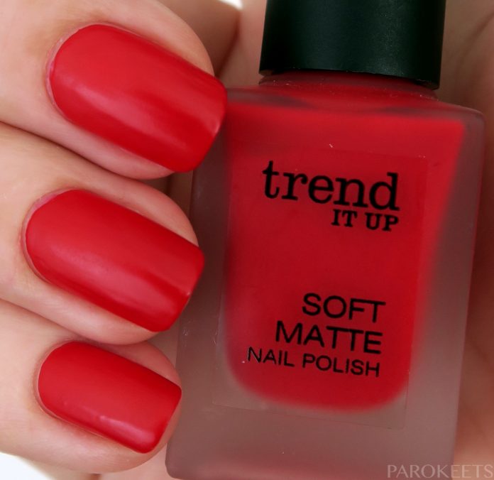 Trend It Up Soft Matte 040 red nail polish