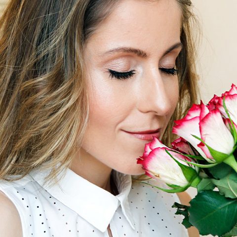 Maestra-Valentines-Day-roses-1S Maestra-Valentines-Day-roses-1S