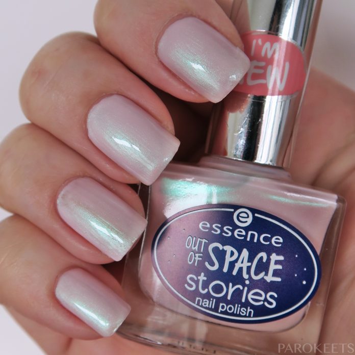 Essence Outta Space is the Place (Out Of Space Stories) pink green douchrome nail polish