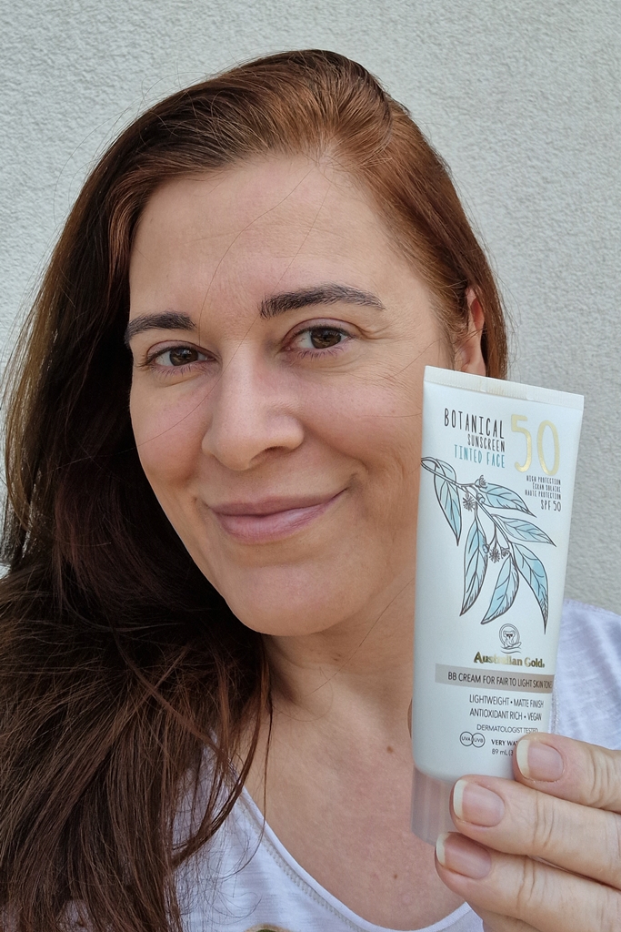 Australina-Gold-Botanicals-Fair-to-Light-SPF-50-by-Gabi-Nedic