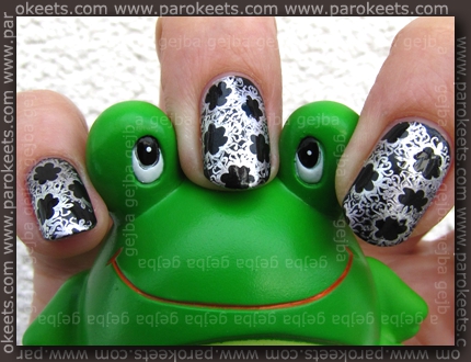 Konadicure: Catrice - Back To Black, China Glaze - Millennium, SciFi, Essence IP02